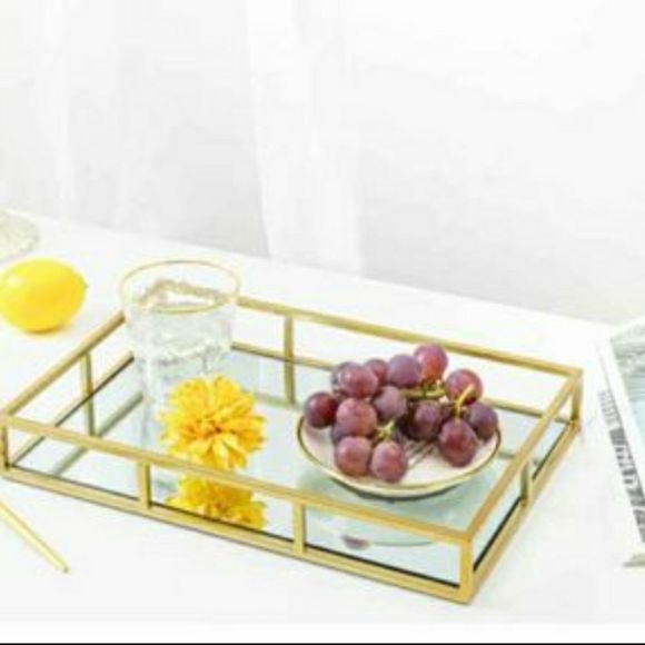 Gold Ciaphus Tray - Set of 3 - Picture 3 of 8